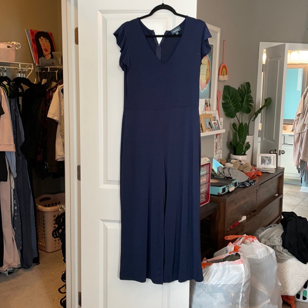 ModCloth gauzy flowy jumpsuit- large- NWOT